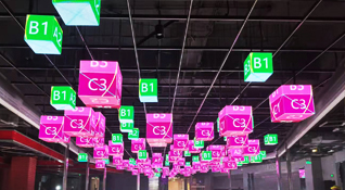 广东省临沧市万象城魔方屏