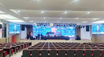 四川南充营山党校主副屏同步 LED 显示屏节造系统项目