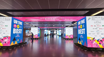 江苏某车站多屏联动 LED 显示节造系统项目